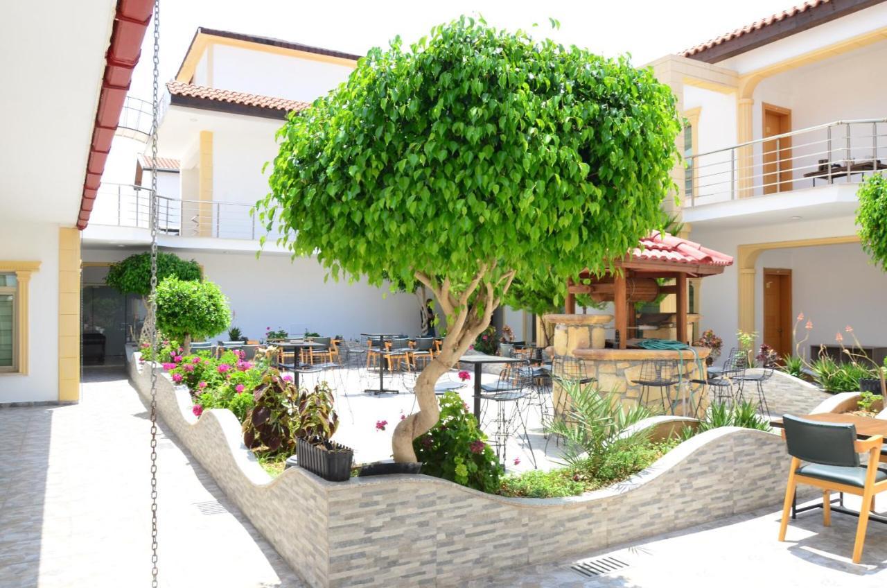 Nagas Hotel & Restaurant At Historical Part Of Nicósia Exterior foto